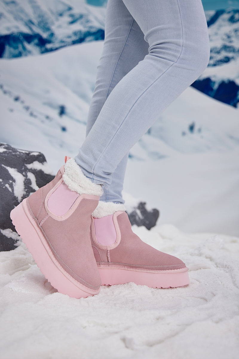 UGG Chelsea On The Land Suede Shearling Boots - Pink