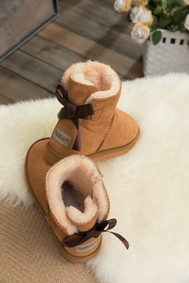 UGG Bailey Bow UGG Mini Boots - Chestnut