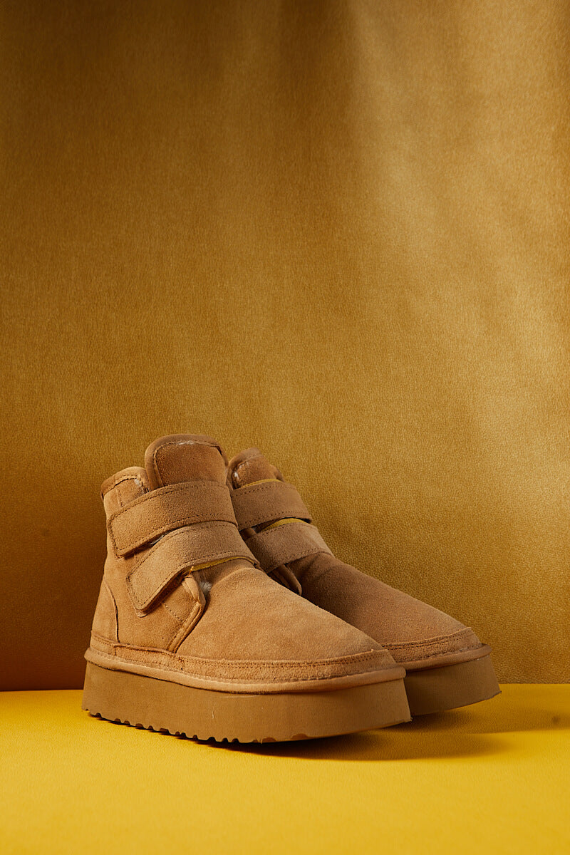 UGG Arlene Suede Platform Boots - Chestnut